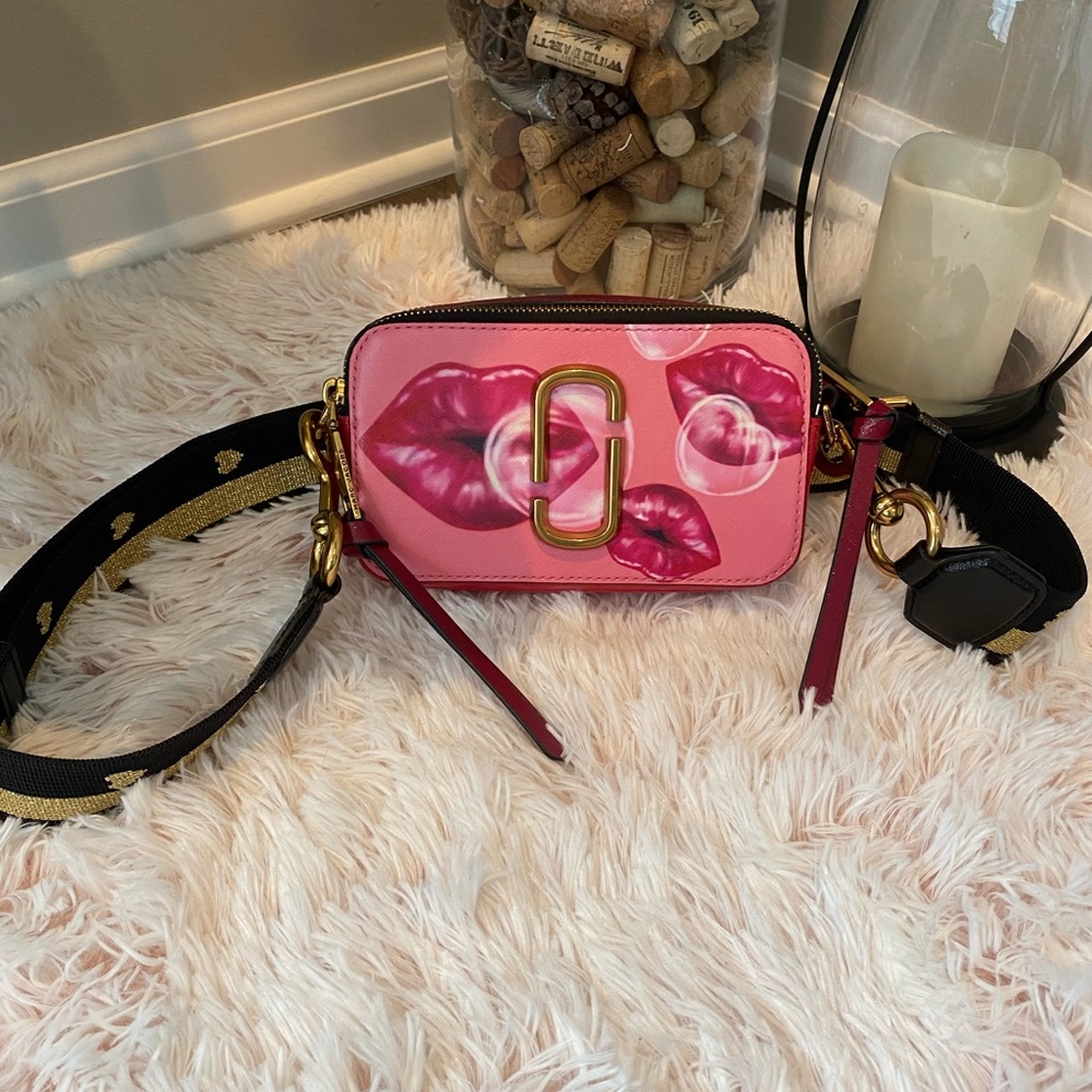 ✨Marc Jacobs (EUC) Snapshot Camera Bag✨